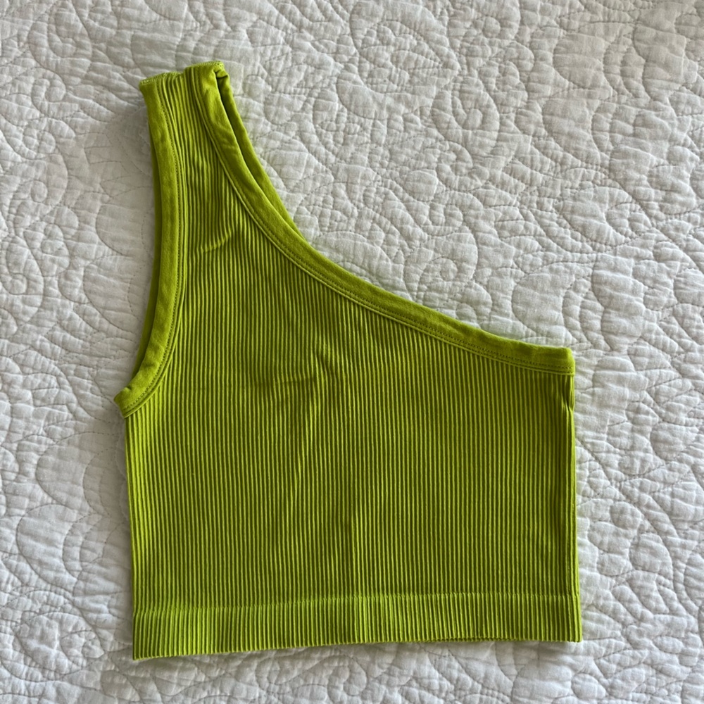 Aritzia One Shoulder Tank